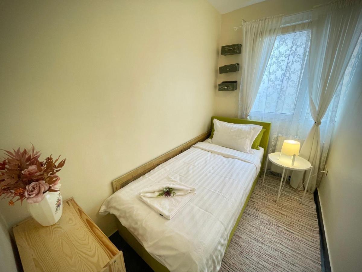 Perfect Place To Stay Self Check In-24H-Netflix-Wifi Resita Luaran gambar